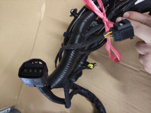 KABELÁŽ PŘEDNÍ A ZADNÍ