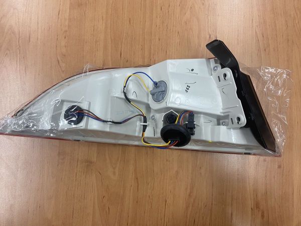 SVÍTILNA SUPERB II FACE - zadní vnější pravá