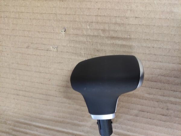 RUKOJEŤ ŘADÍCÍ PÁKY