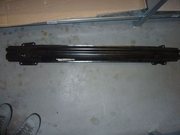 VZPERA OCELOVA ZADNIHO NARAZNIKU