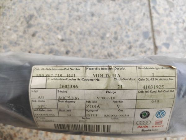 LIŠTA OZDOBNÁ ŠKRÁBNUTÉ