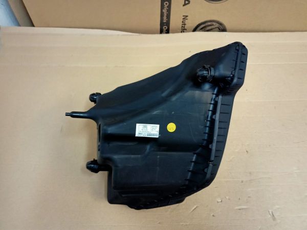 VZDUCHOVÝ FILTR  1X ŠKRÁBNUTÝ