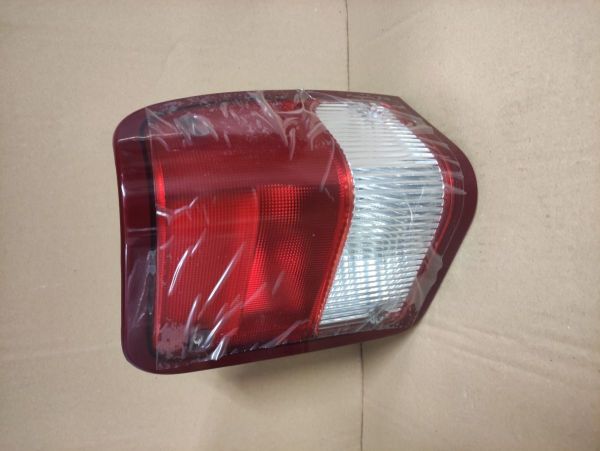 LAMPA ZADNÍ PRAVÁ