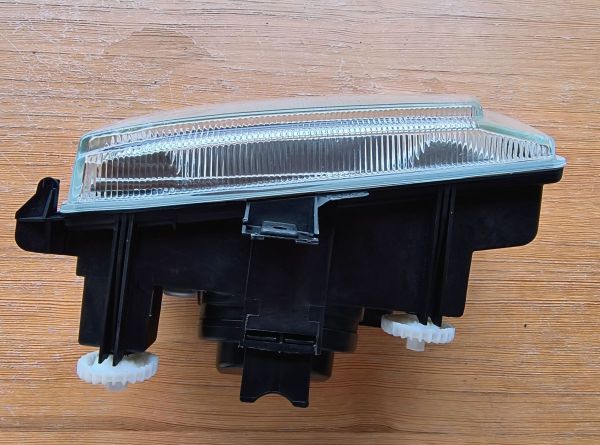 SVĚTLOMET HALOGENOVÝ