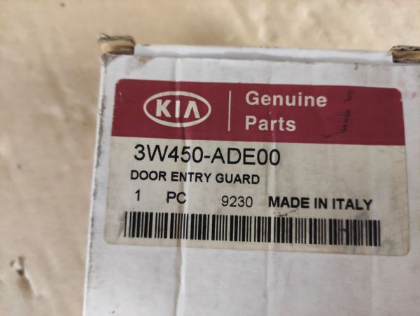 OZDOBNÉ CHROMOVÉ LIŠTY SPORTAGE