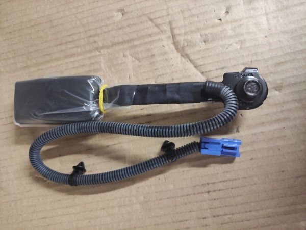 SPONA PŘEDNÍHI BEZP. PÁSU P