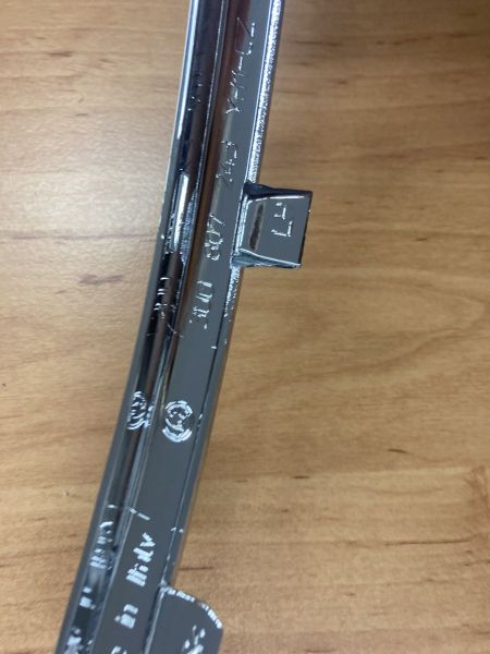 LIŠTA NÁRAZNÍKU SUPERB I