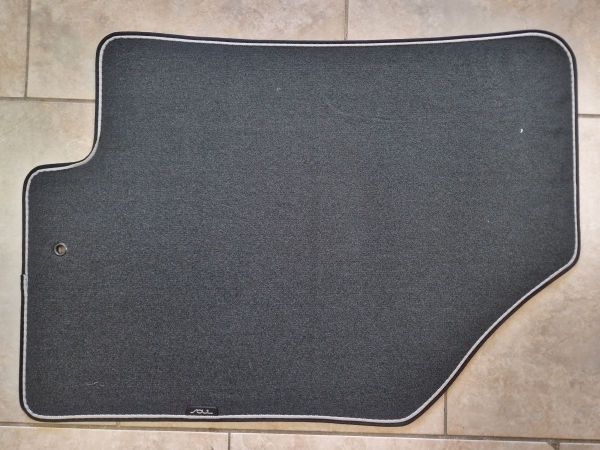 OE sada textilních koberců Kia Soul I (2009-2014)