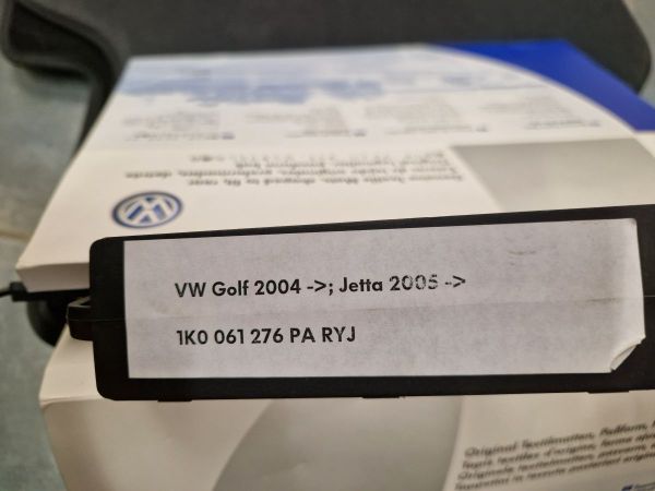 OE sada textilních koberců Volkswagen Golf Mk5/Mk6, Jetta, Scirocco