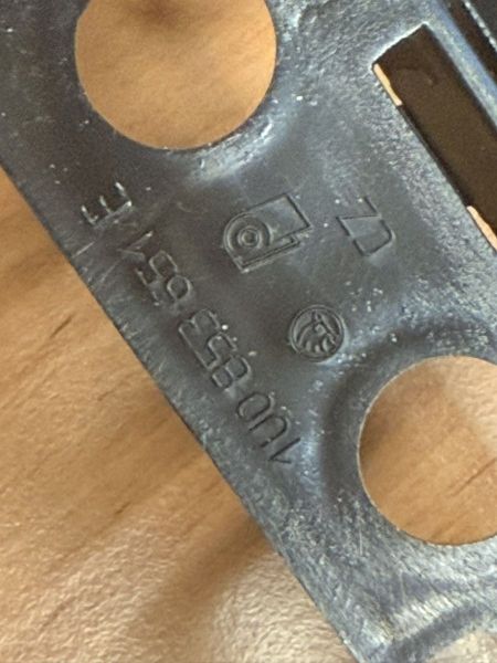 Mřížka masky OCTAVIA I  facelift  1U- 2001-2011