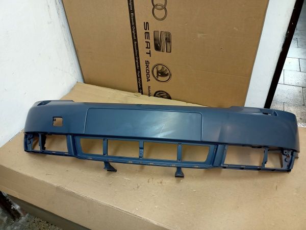 NÁRAZNÍK UPATLANÝ ŠPINAVÝ