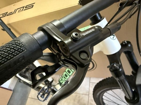 Jízdní kolo Škoda MTB bílozelené 2024 - velikost L