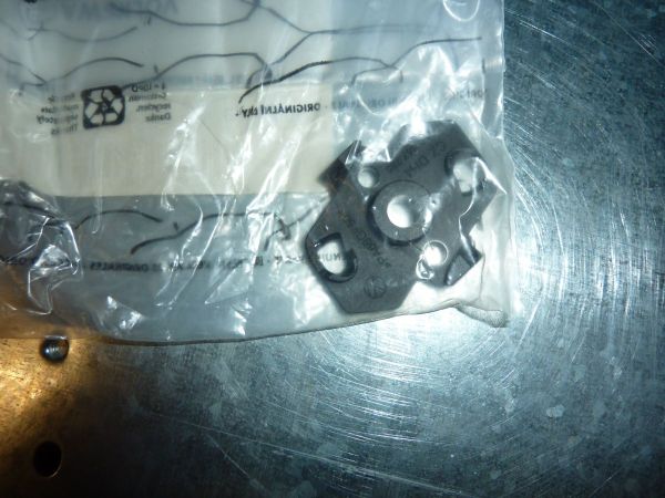 TALIR OTOCNY POSUVNEHO OKNA