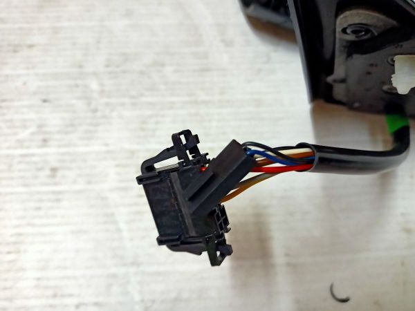 POUZDRO VNEJSIHO ZRCATKA