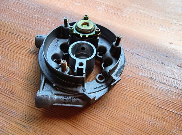 JEDNOTKA VSTŘIKOVACÍ