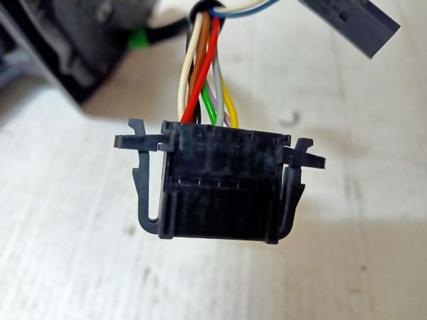 POUZDRO VNEJSIHO ZRCATKA