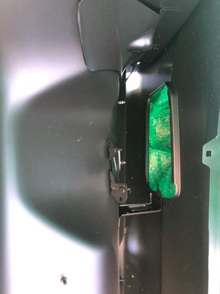 Zadní blatník, rám dveří vlevo (BOČNICE) VW AMAROK 2017-2022