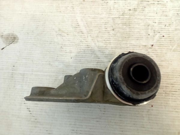 DRŽÁK ULOŽENÍ LOŽISEK