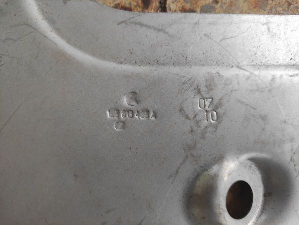 VÝZTUHA ŠKRÁBANCE