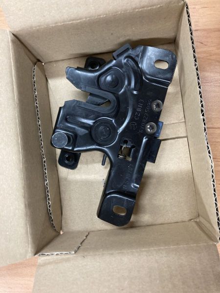 Zámek kapoty FABIA I