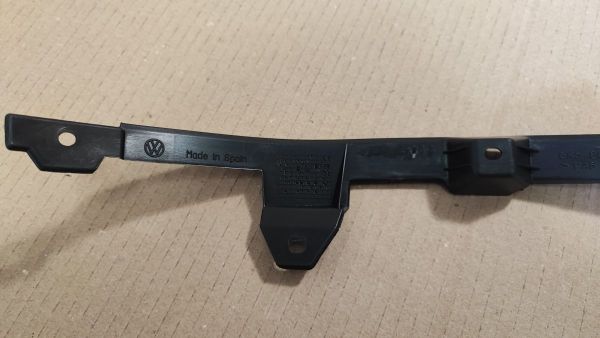 DRŽÁK PRO ZÁKRYTÍ