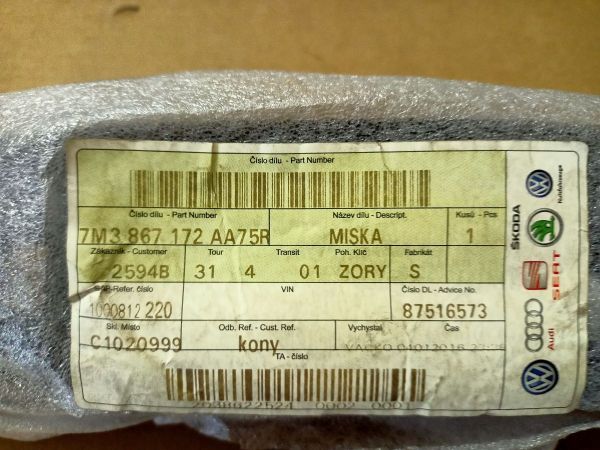 MISKA MADLA  - lehce poškrábané