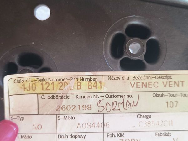 VĚNEC VENTILÁTORU