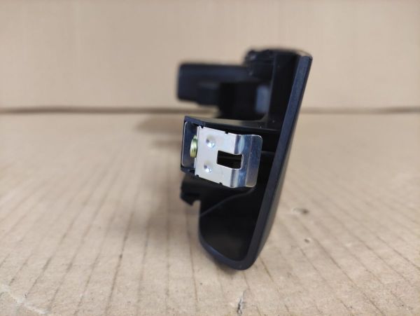 SPÍNAČ OVL.OKNA SPOLUJEZDCE