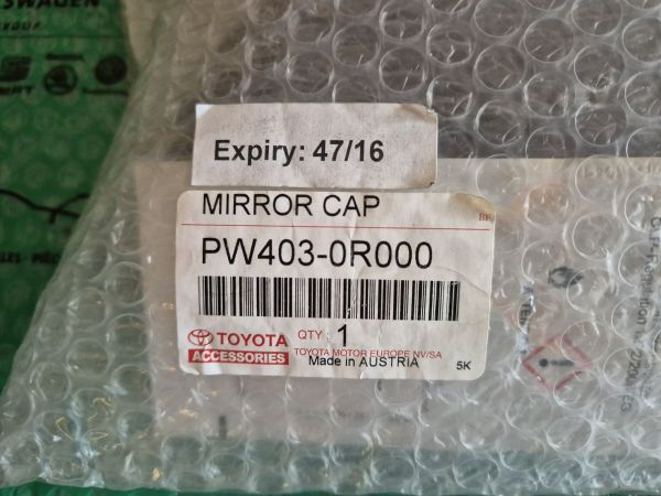 dekorativní kryty vnějších zrcátek Carbon dekor Toyota RAV4 2012-2018