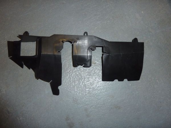 VEDENI VZDUCHU K CHLADICI VPRAVO - SUPERB (2014-15)