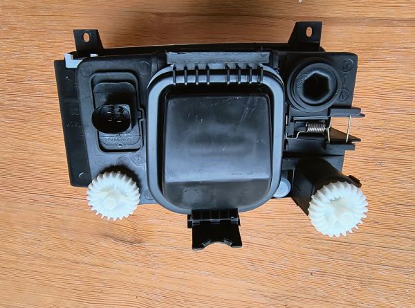 SVĚTLOMET HALOGENOVÝ