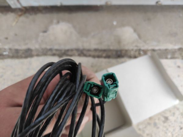 SPOJOVACÍ ANTENNÍ KABEL