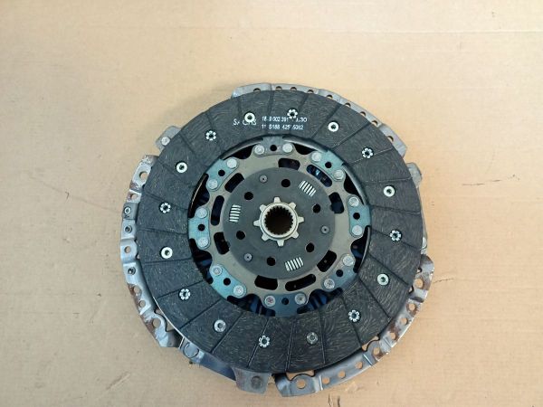 LAMELA SPOJKY S PŘÍTLACNÝM KOTOUČEM