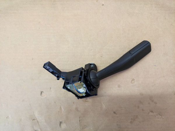 Spínač pro stěrače