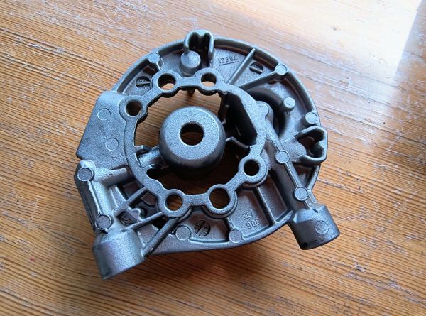 JEDNOTKA VSTŘIKOVACÍ