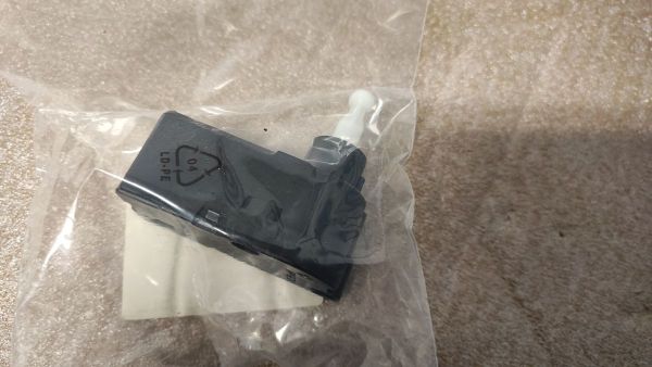 MOTOREK SVĚTLOMETŮ