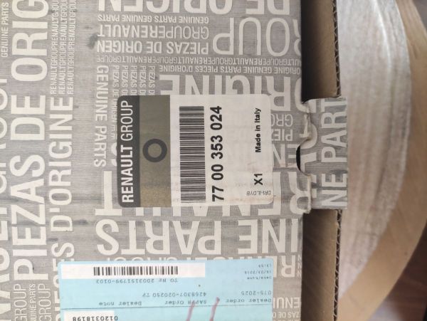 LEVÉ ZADNÍ SVĚTLO