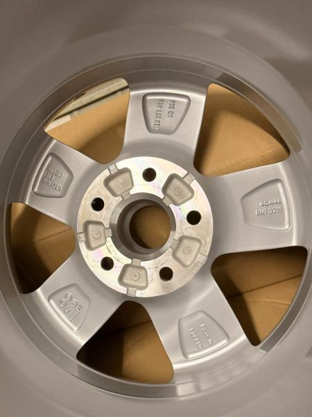 SADA ALU KOL - DISK 6,5J X 16, "Corvara" pro T5, T5 GP, T6, T6.1