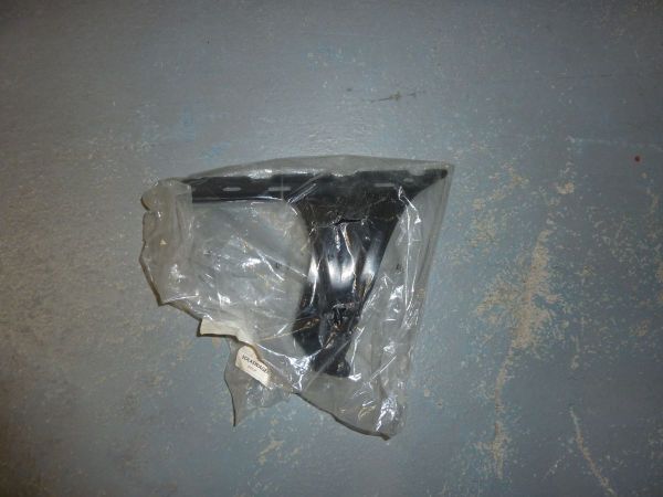 VZPERA BLATNIKU VLEVO - CADDY, TOURAN