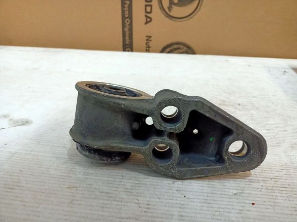 DRŽÁK ULOŽENÍ LOŽISEK