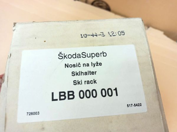 NOSIČ NA LYŽE