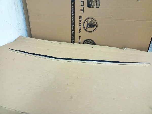 TĚSNĚNÍ OKNA STÍRACÍ - ohnuté !!!