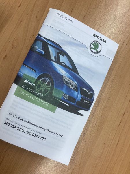 Základní sada ALARMU pro ŠKODA OCTAVIA III s centrálním zamykáním bez dálkového ovládání