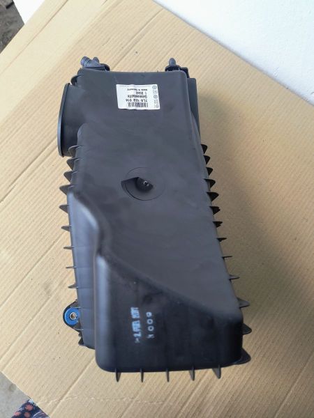 ČISTIČ VZDUCHU / SPODNÍ ČÁST