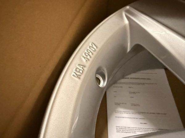 SADA ALU KOL - DISK 6,5J X 16, "Corvara" pro T5, T5 GP, T6, T6.1