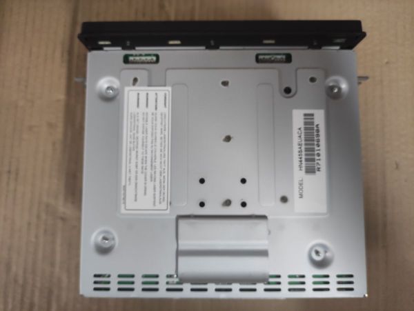 AUTORÁDIO ORIGINÁLNÍ USB, AUX, MP3, RDS