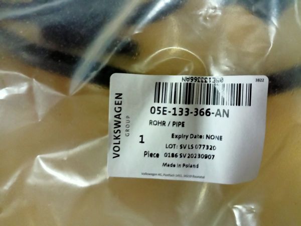 SPOJOVACÍ TRUBKA S AKF VENTILEM