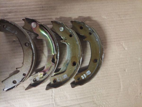 BRZDOVÉ ČELISTI PARK BRZDY