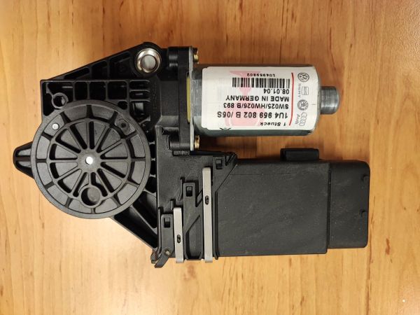 MOTOR PRO SPOUŠTĚČ OKEN