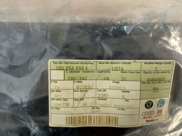 LIŠTA POŠKOZENO VIZ FOTO